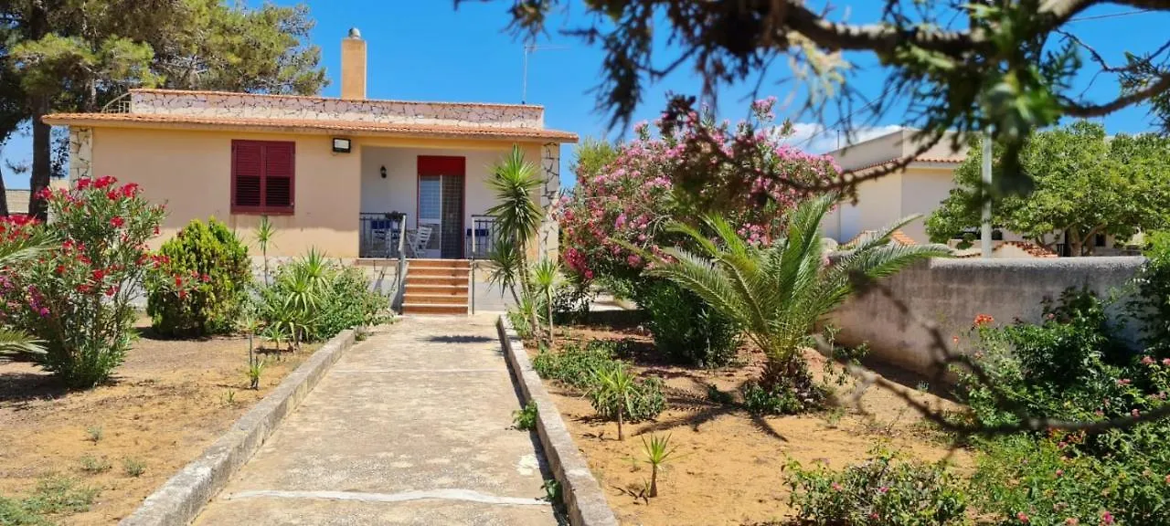 Villa Mari' Castelvetrano 0*,  Italy